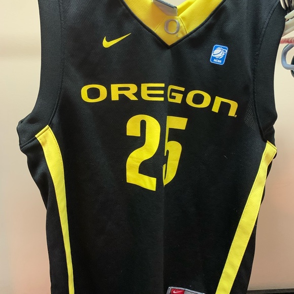Oregon ducks basketball jersey - Picture 1 of 3